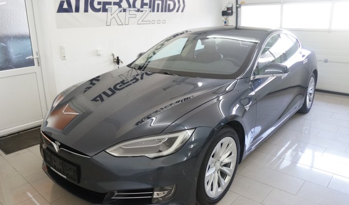 Tesla Model S Außenansicht