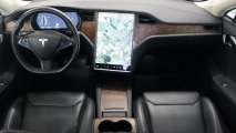 Tesla Model S Innenraum